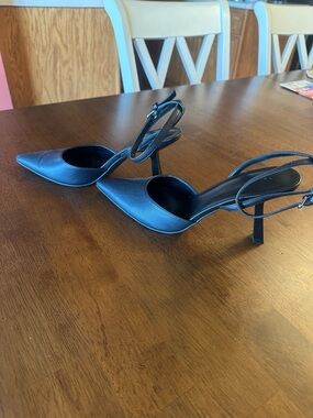 Nordstrom Black Pointed Slingback Heels